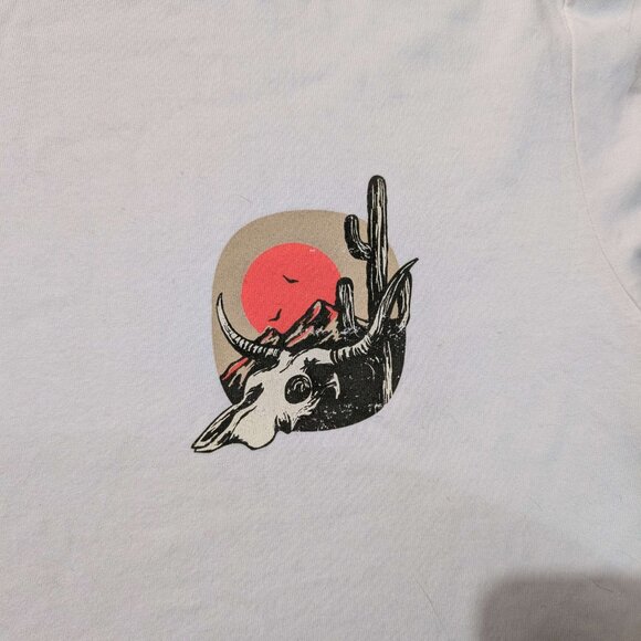 White Long Sleeve Shirt. NWT. Size Large. Western Logo. - Picture 2 of 4